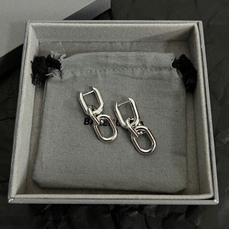 Ba1en*iaga earrings